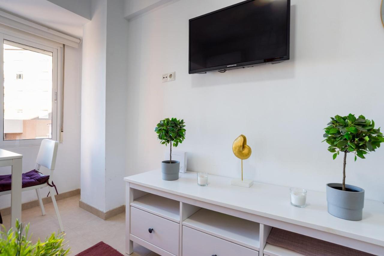 Mp6-Cathedral Views Apt Right On The Beach Apartment Malaga Bagian luar foto
