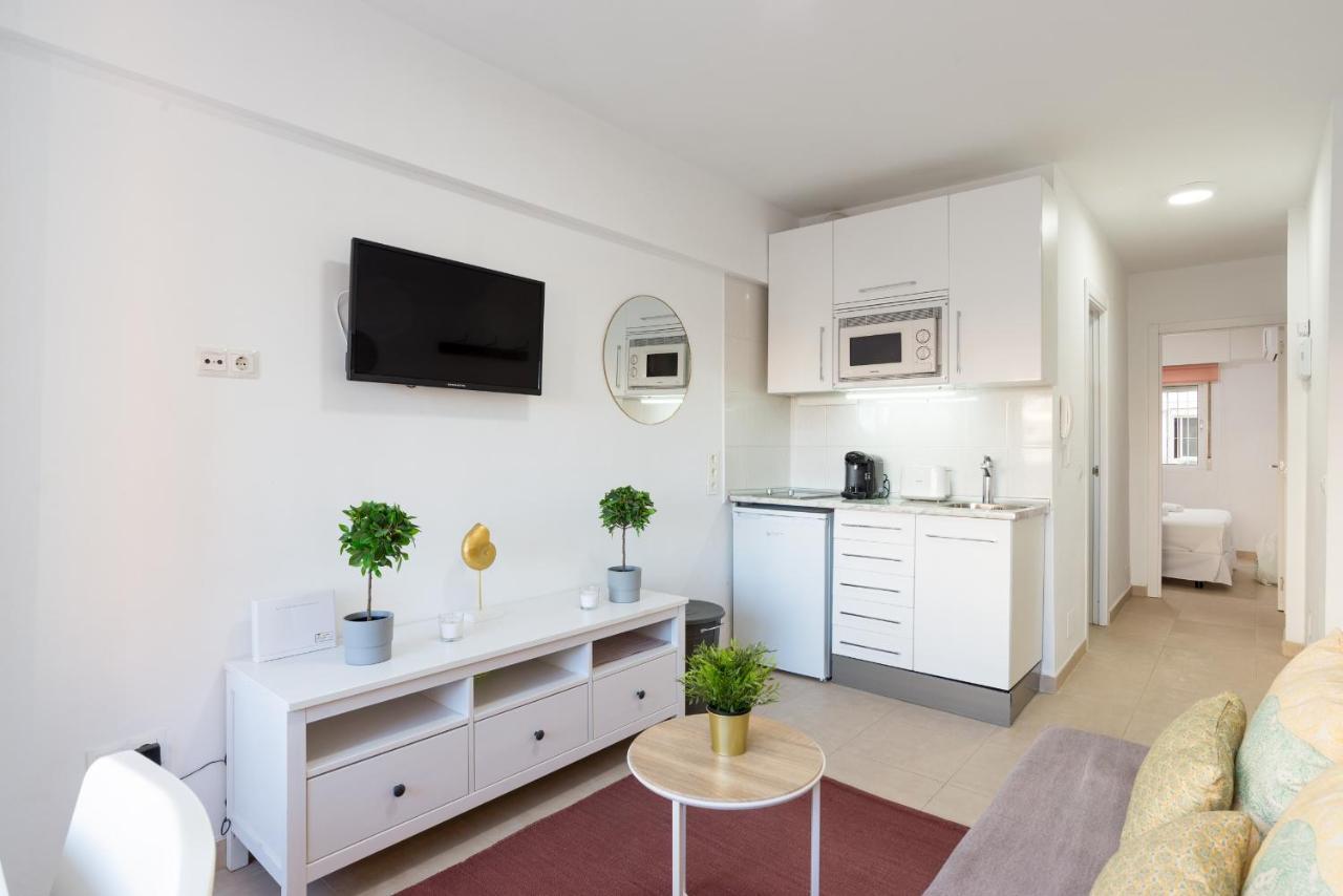 Mp6-Cathedral Views Apt Right On The Beach Apartment Malaga Bagian luar foto